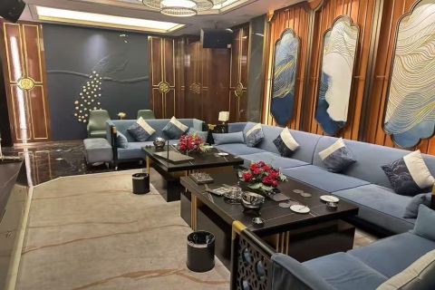 合肥空瓶子Liveshow酒吧招聘,安徽合肥酒吧招聘兼职礼仪,日结工资